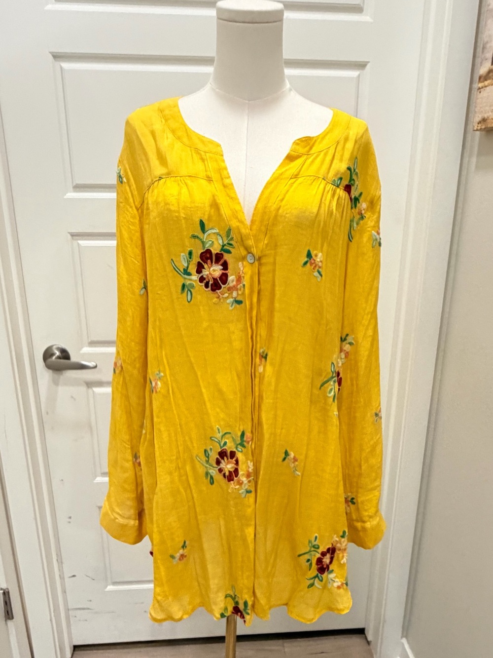 fig and flower Yellow Embroidered Floral Tunic Top